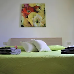 & Breakfast La Madonnina 013136-cni-00001 Appartement