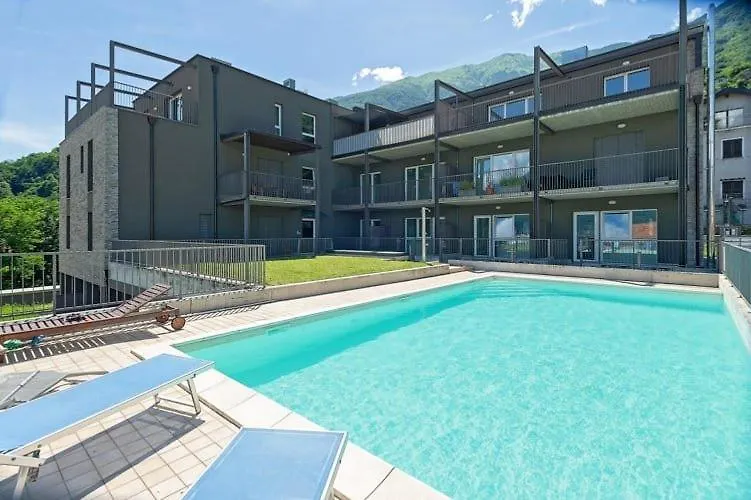 Modern Apartments Lake View With Pool Musso